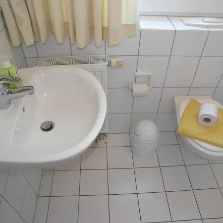 Haus Roland- Whg 22 & 25 Mit Schwimmbad Und Sauna Penzance